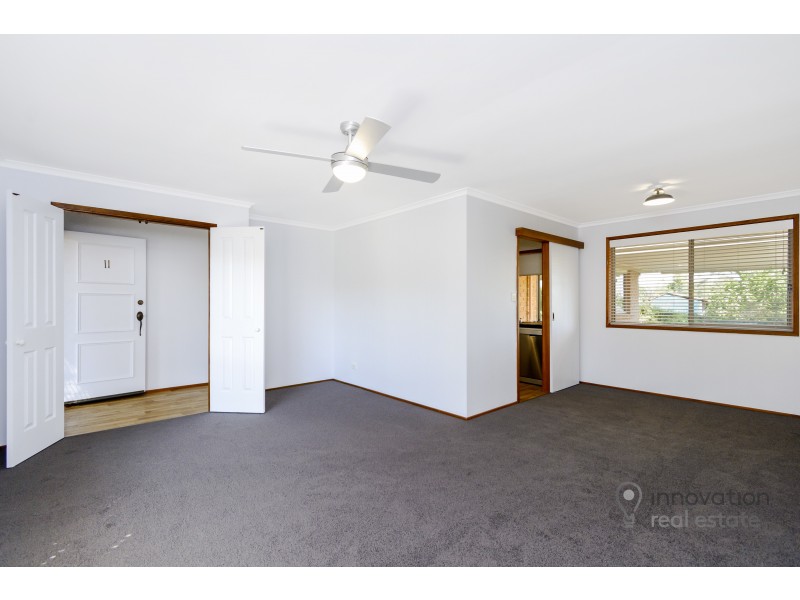 11 Tomkins Road, Riverhills QLD 4074