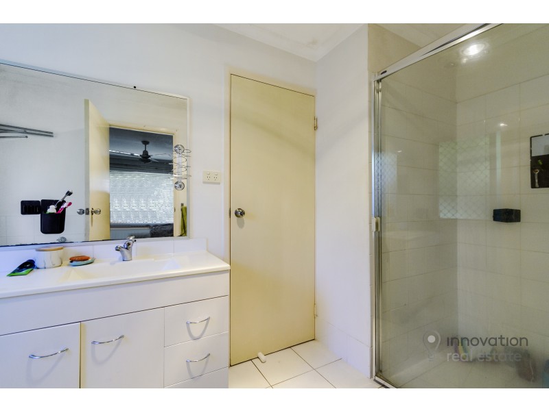 7 Langlo Street, Riverhills QLD 4074