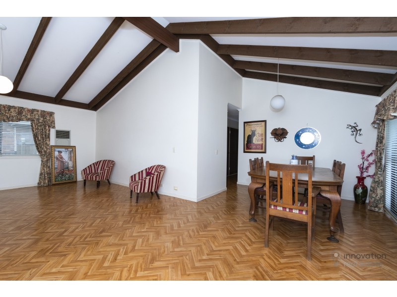 18 Woggle St, Jamboree Heights QLD 4074