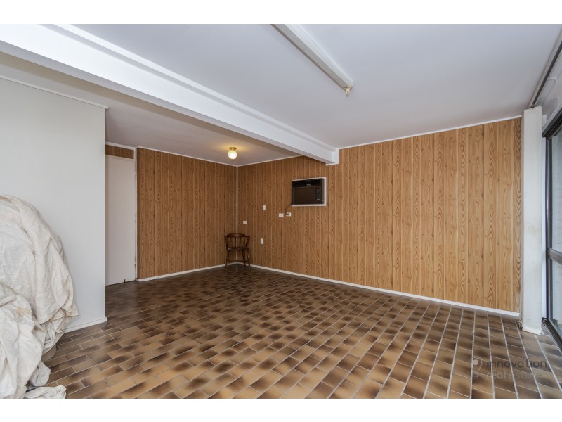 18 Woggle St, Jamboree Heights QLD 4074