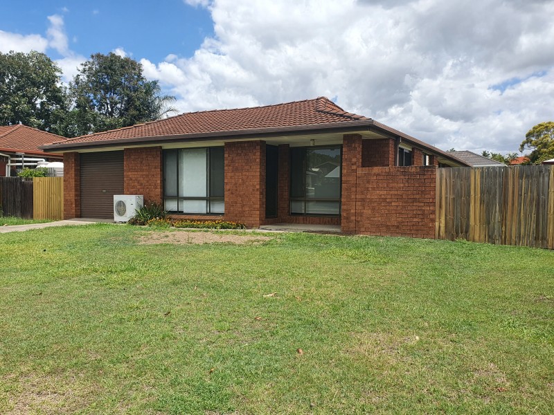 32 Pallert St, Middle Park QLD 4074