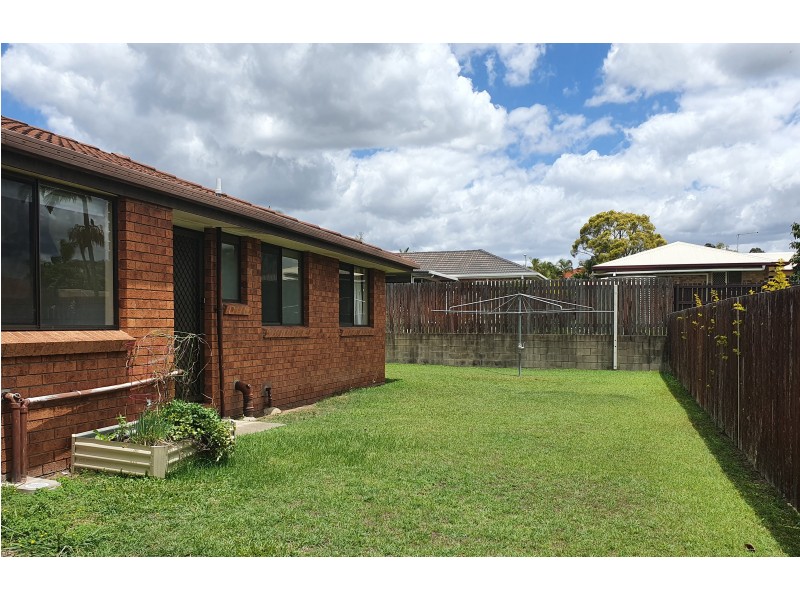32 Pallert St, Middle Park QLD 4074