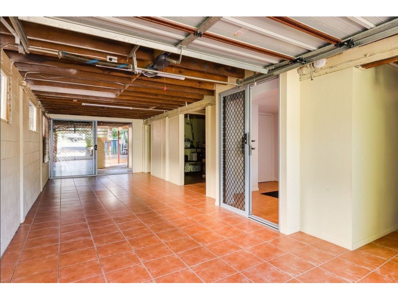 32 Argyle St, Seventeen Mile Rocks QLD 4073