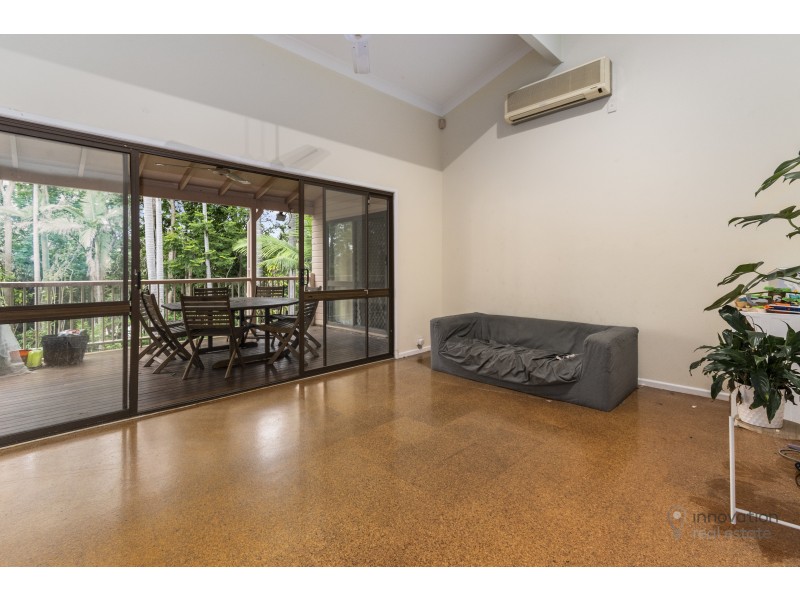 55 Sunset Rd, Kenmore QLD 4069