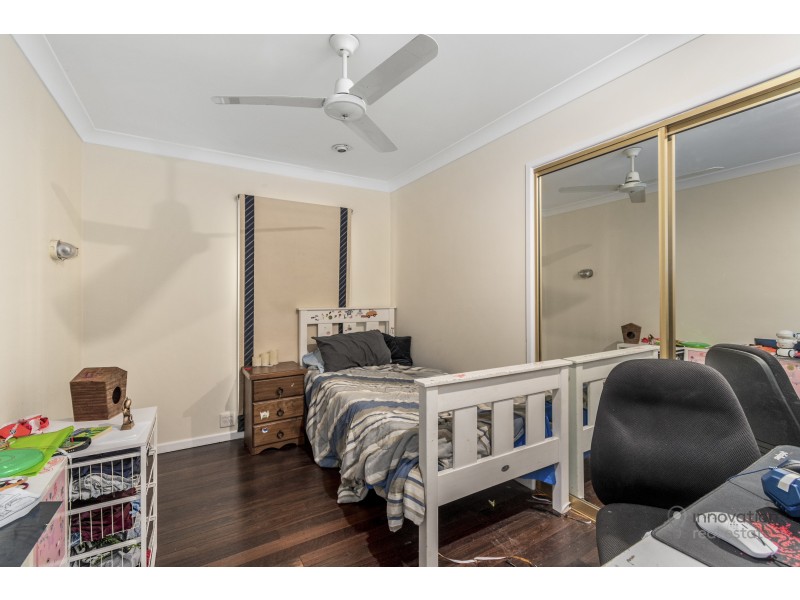 55 Sunset Rd, Kenmore QLD 4069