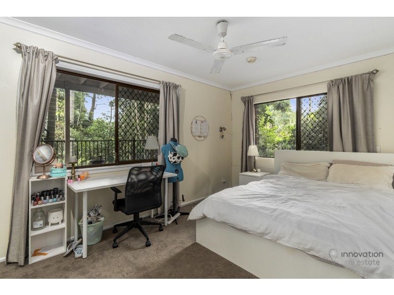 55 Sunset Rd, Kenmore QLD 4069