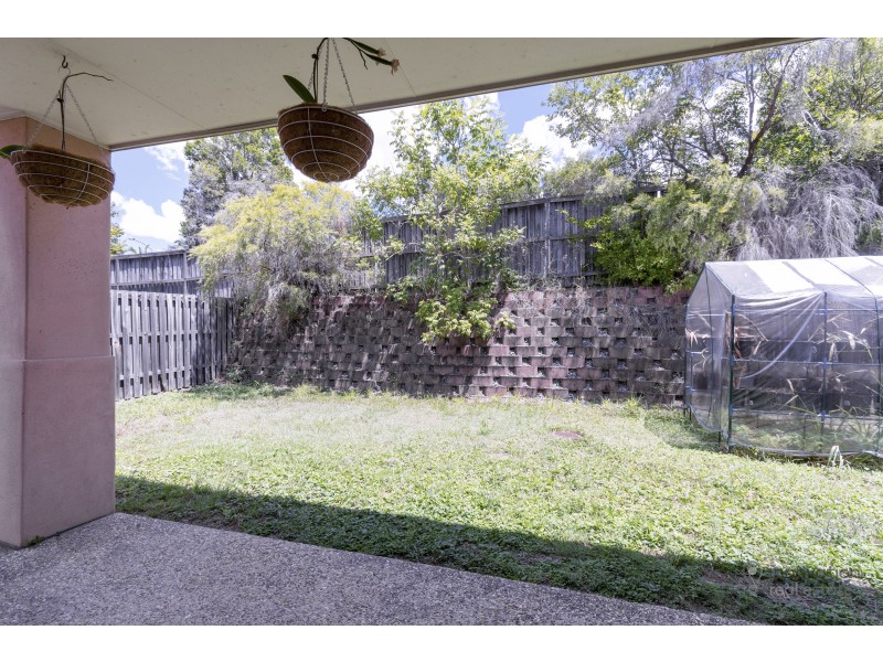 7 Olympic Pl, Sinnamon Park QLD 4073