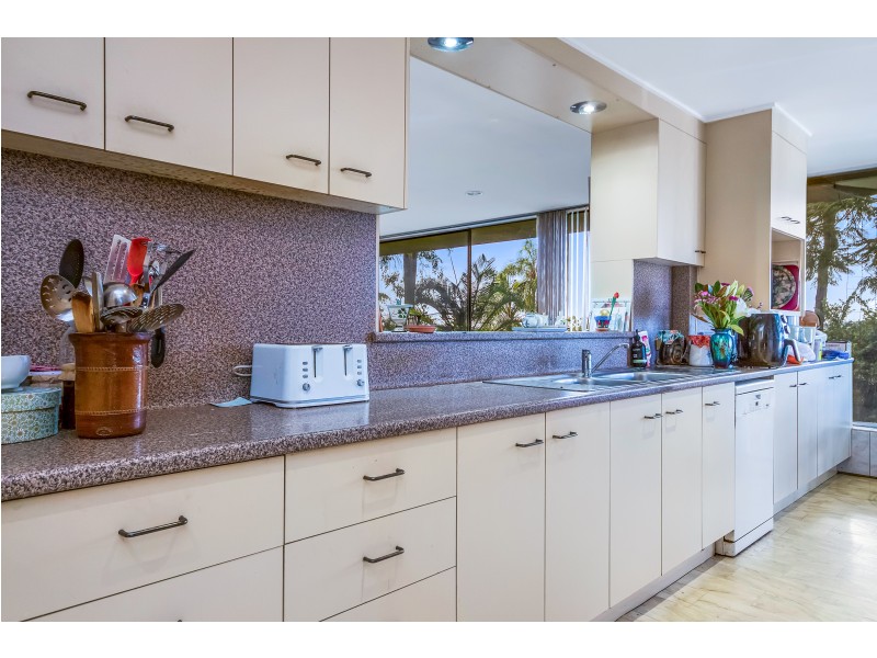 Mount Ommaney QLD 4074