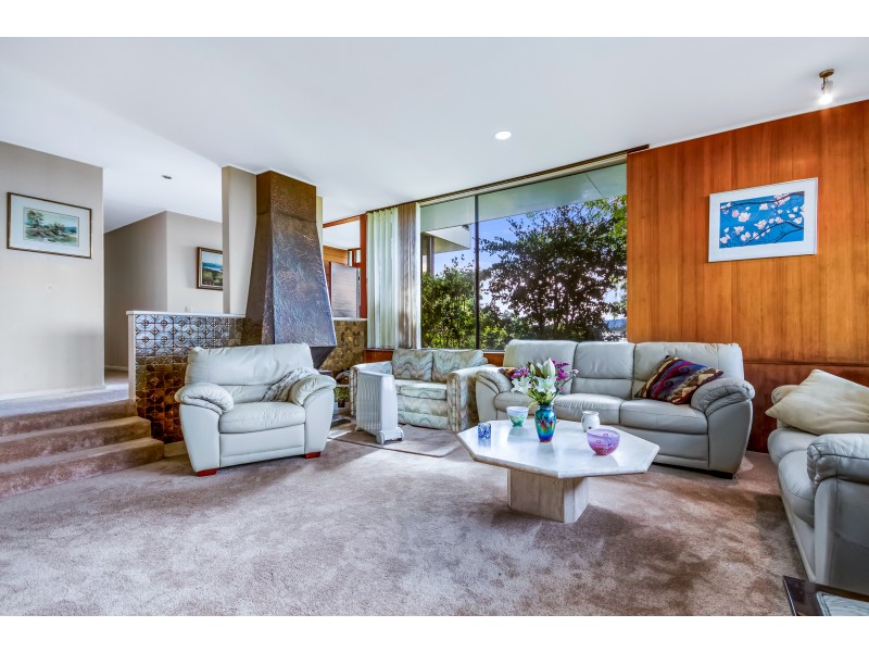 Mount Ommaney QLD 4074