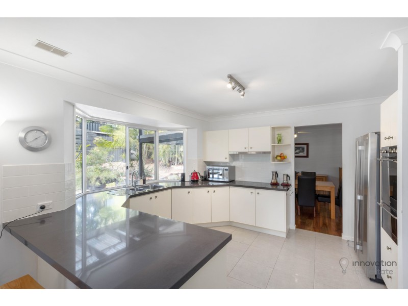 23 Dewsbury St, Middle Park QLD 4074