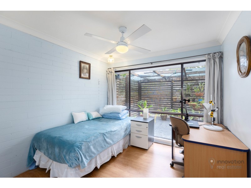 8 Zeil St, Riverhills QLD 4074