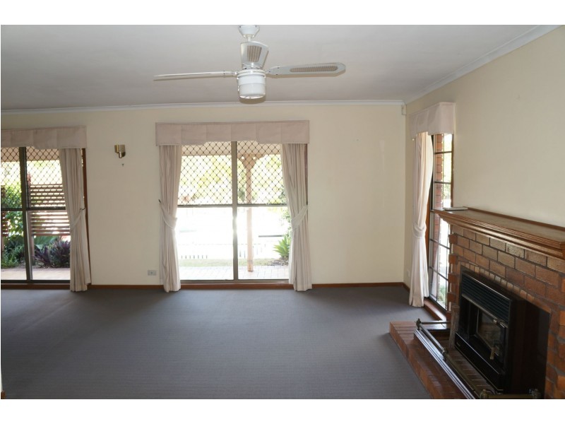 9 Estate Road, Middle Park QLD 4074