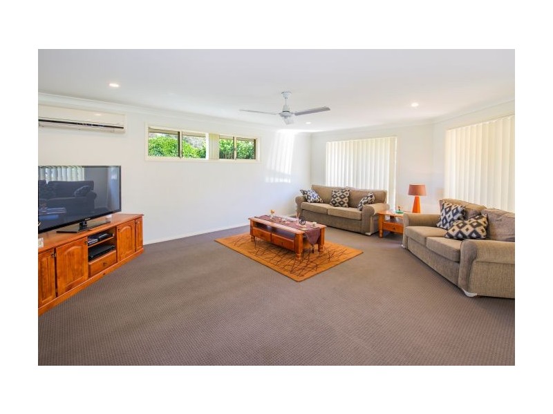 19 Melaleuca Avenue, Woolgoolga NSW 2456