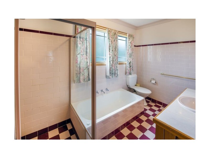 1 Amiee Place, Woolgoolga NSW 2456