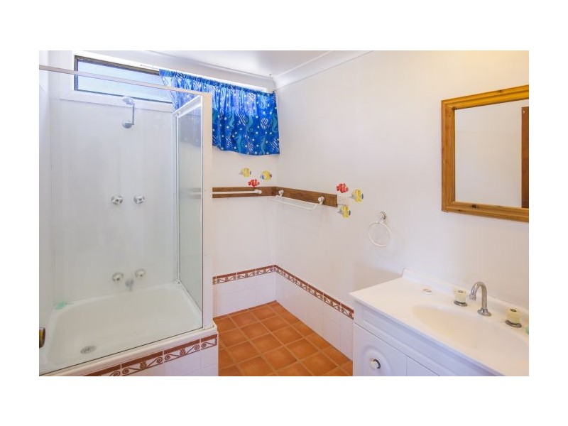 14 Ocean View Rd, Arrawarra Headland NSW 2456