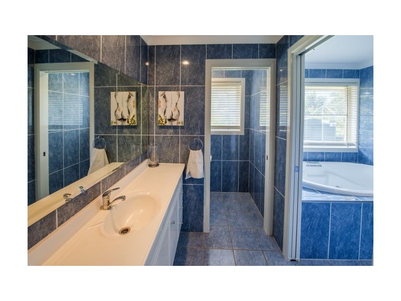 36 Poynten Drive, Emerald Beach NSW 2456