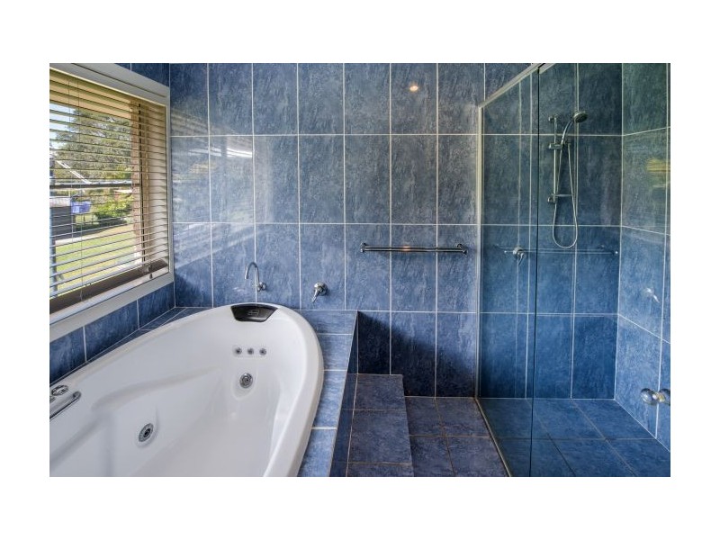 36 Poynten Drive, Emerald Beach NSW 2456