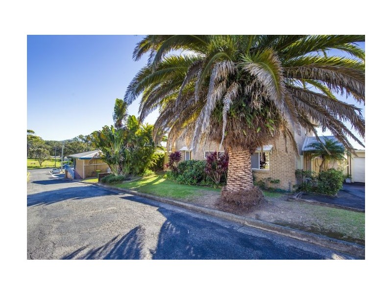 1/5 Trafalgar Lane, Woolgoolga NSW 2456