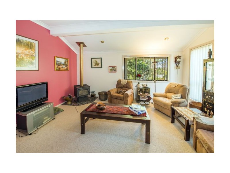 7 Palmer Road, Woolgoolga NSW 2456