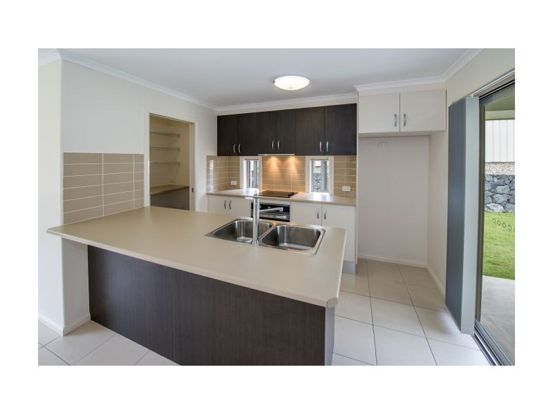 7 Mcintosh Crescent, Woolgoolga NSW 2456