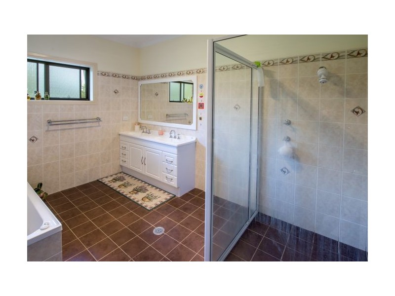 130 Newmans Rd, Woolgoolga NSW 2456