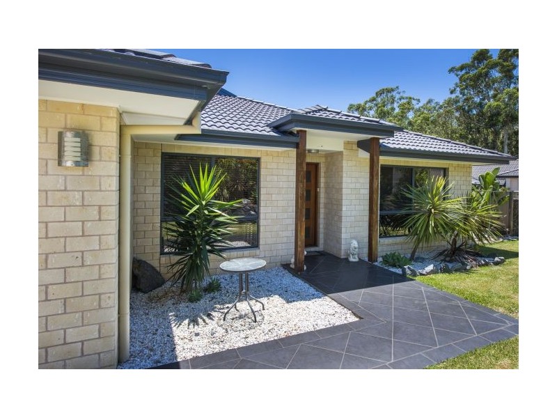 18 Vista Close, Woolgoolga NSW 2456