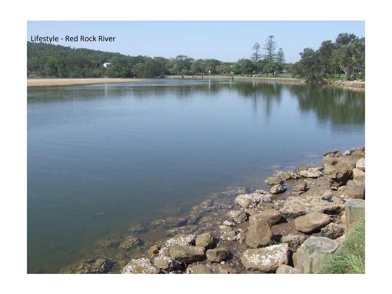 41 Schafer Street, Red Rock NSW 2456