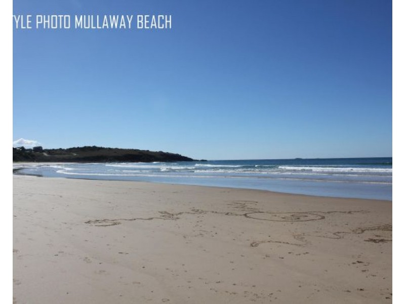 12 Headland Road, Arrawarra Headland NSW 2456