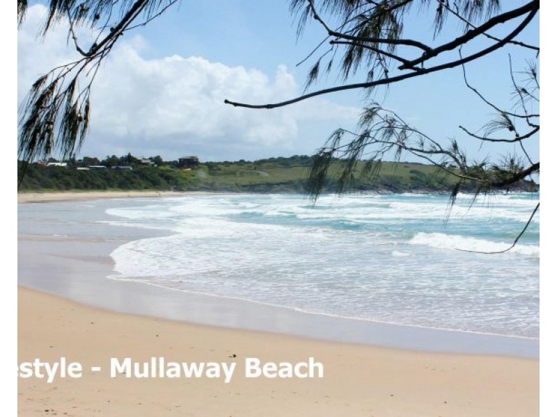 12 Headland Road, Arrawarra Headland NSW 2456