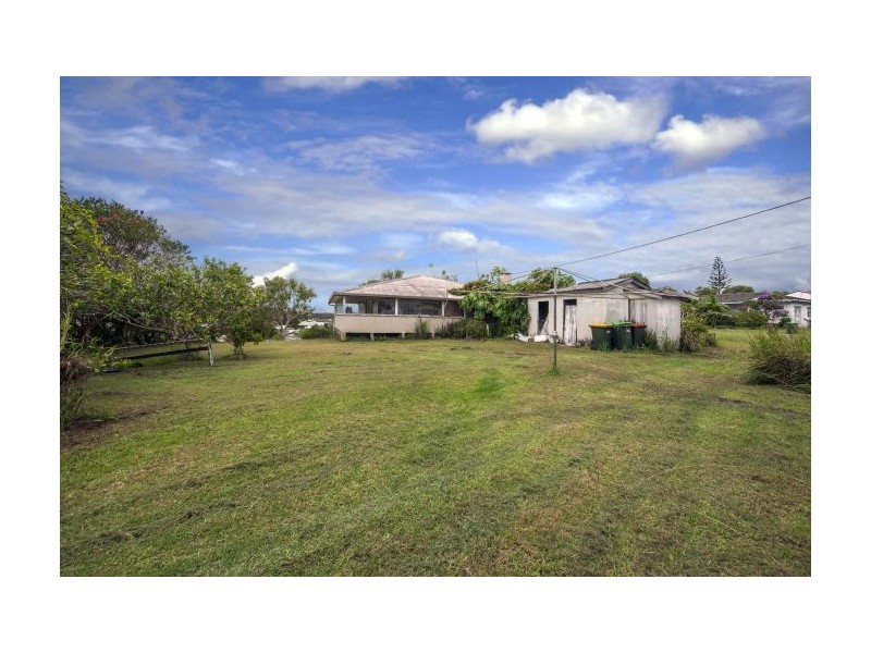 7 Trafalgar Street, Woolgoolga NSW 2456