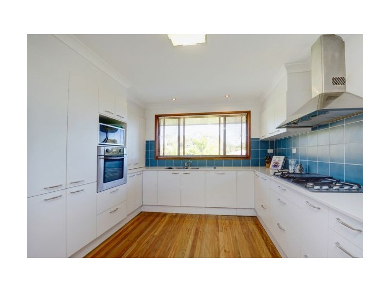 11 Ocean Drive, Safety Beach NSW 2456