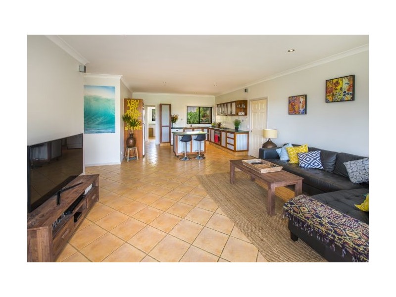 11 Leigh James Place, Woolgoolga NSW 2456