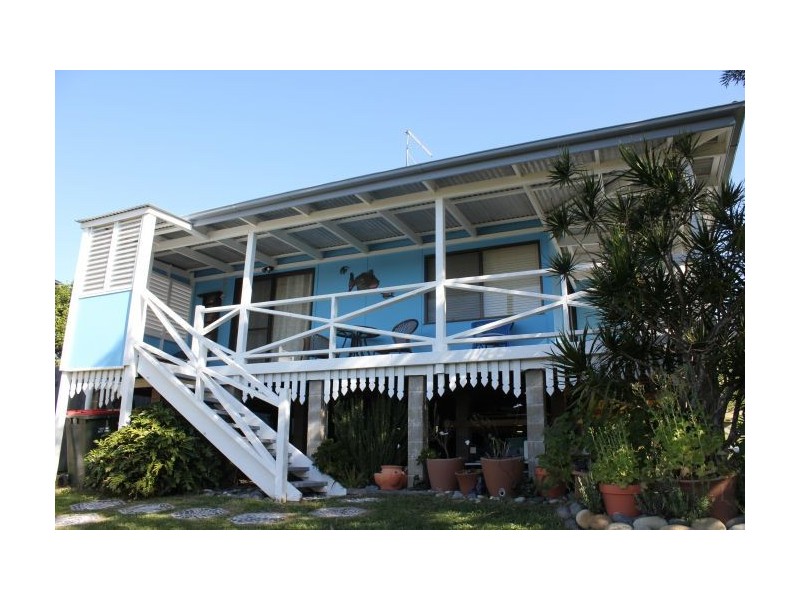 37 Oceanview Road, Arrawarra NSW 2456