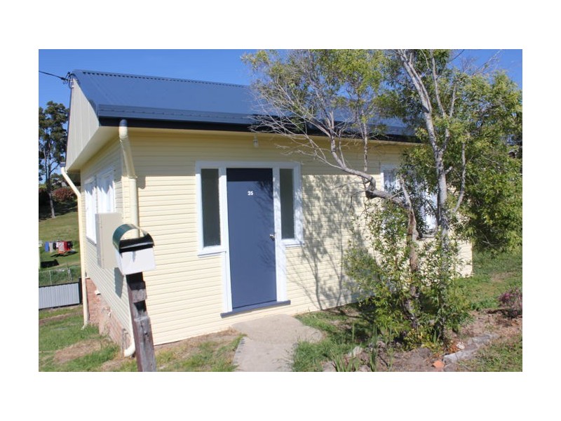 35 Scarborough Street, Woolgoolga NSW 2456