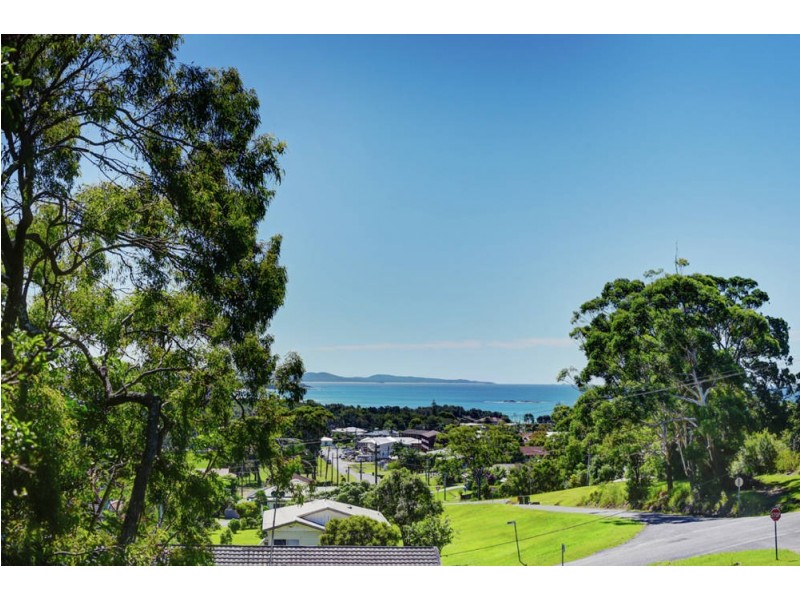 31 South Street, Woolgoolga NSW 2456