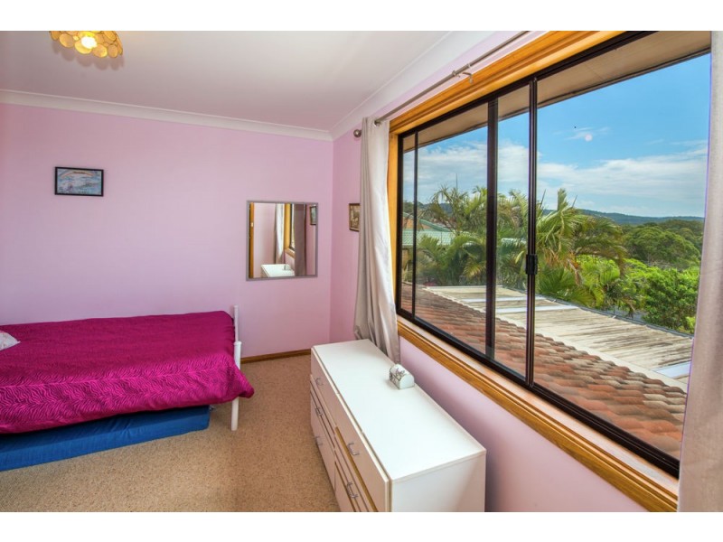 20 Schofield Drive, Safety Beach NSW 2456