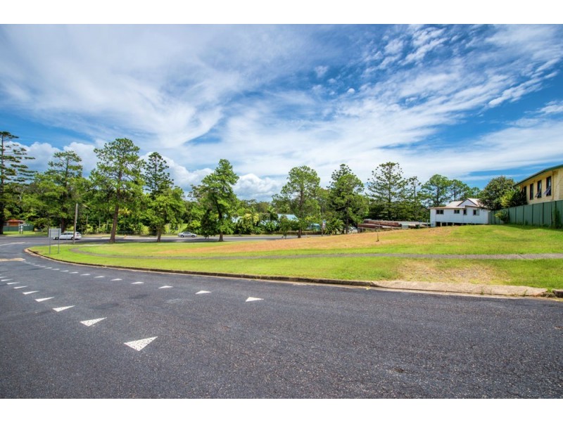 8 Beach Street, Woolgoolga NSW 2456