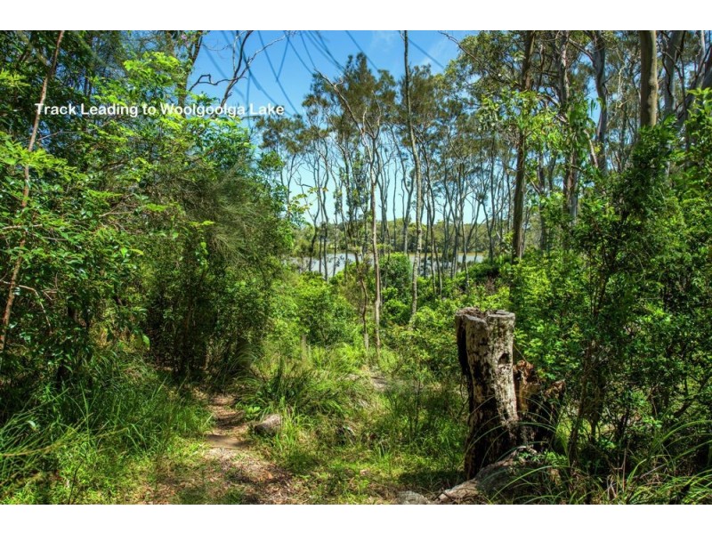 32 Lake View Avenue, Safety Beach NSW 2456