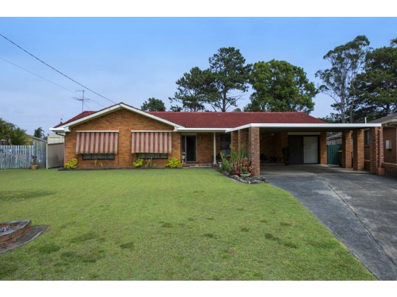 12 Kim Close, Woolgoolga NSW 2456