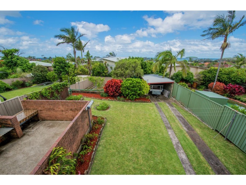 35 Ironbark Avenue, Sandy Beach NSW 2456