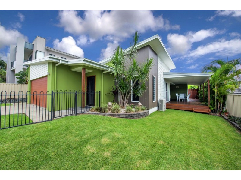 9 Vista Close, Woolgoolga NSW 2456