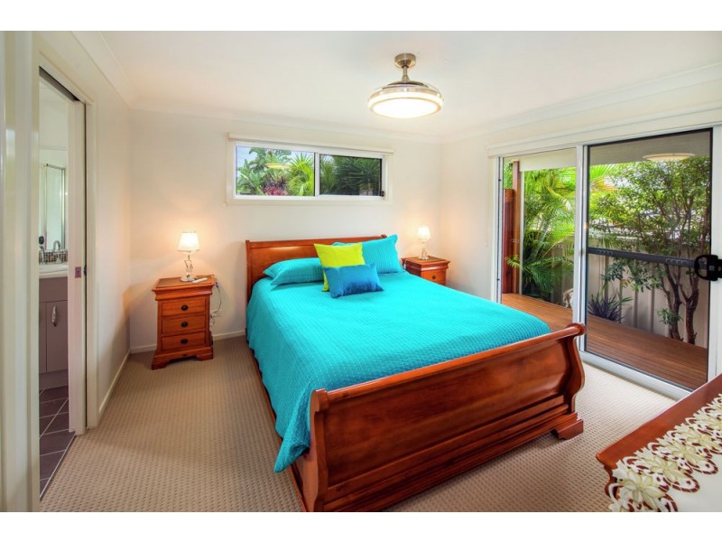 9 Vista Close, Woolgoolga NSW 2456