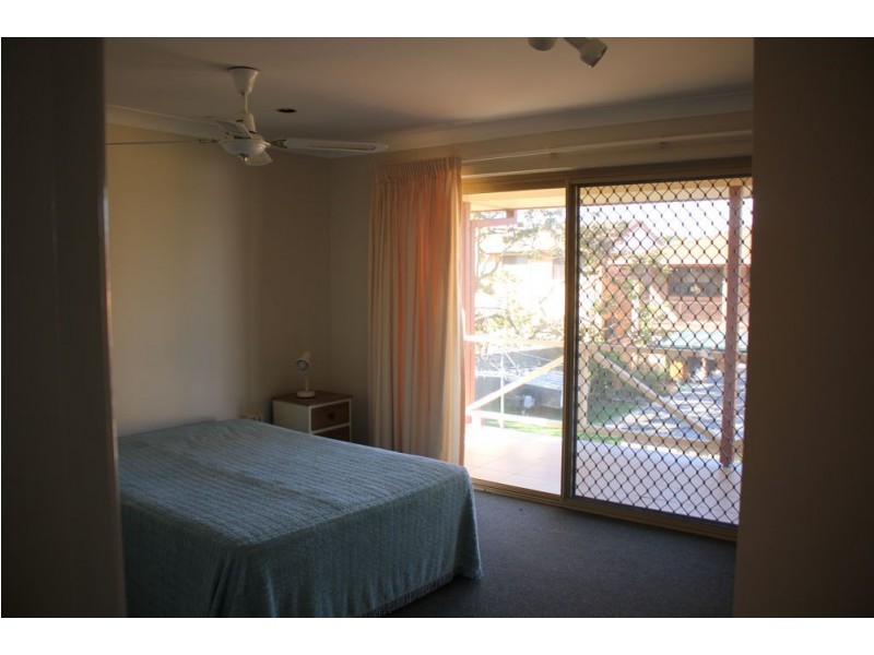 4 Bluegum Avenue, Sandy Beach NSW 2456