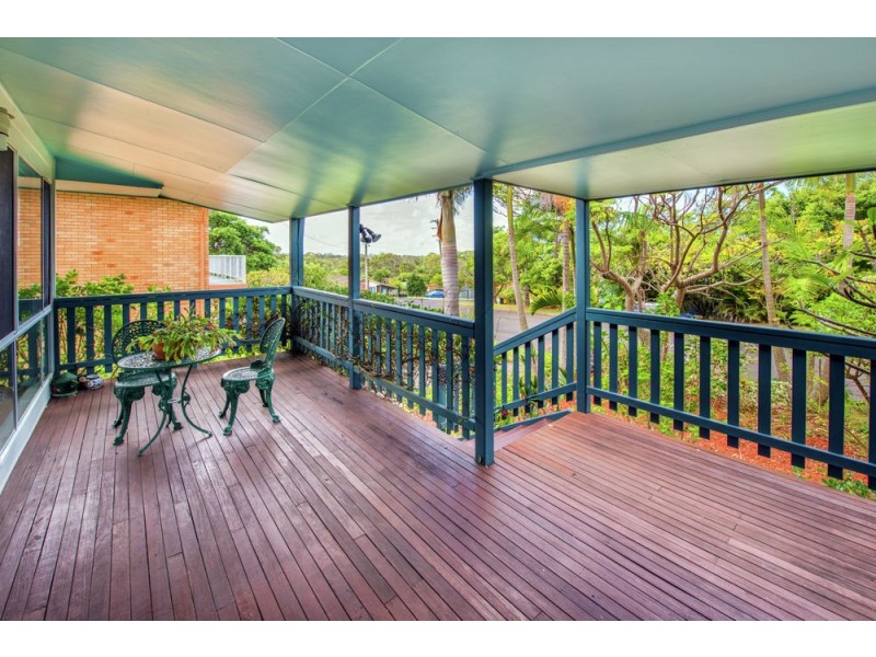 9 Panorama Parade, Safety Beach NSW 2456