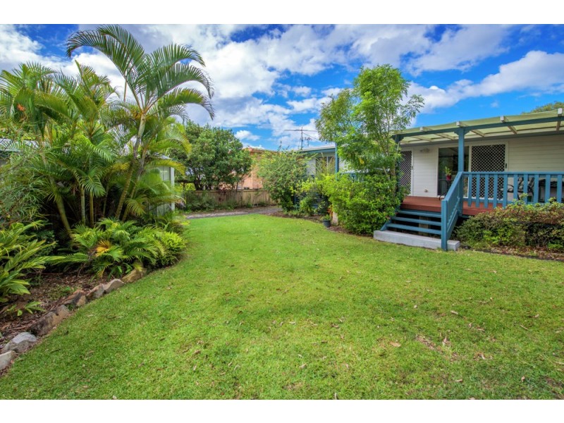 9 Panorama Parade, Safety Beach NSW 2456
