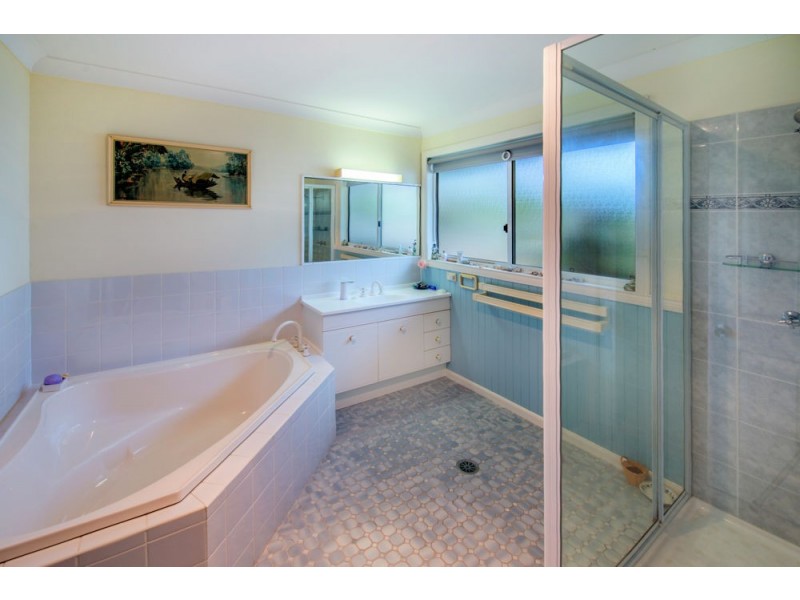 9 Panorama Parade, Safety Beach NSW 2456