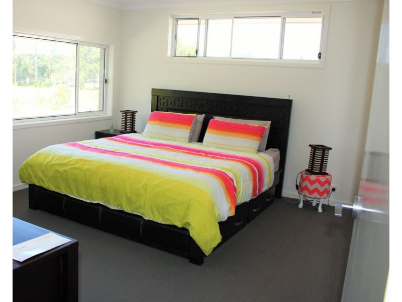 43 Mariner Drive, Safety Beach NSW 2456