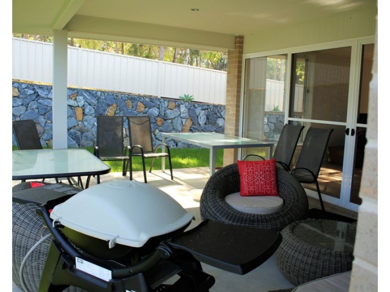 43 Mariner Drive, Safety Beach NSW 2456