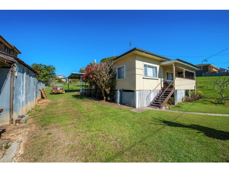 12 Gordon Street, Woolgoolga NSW 2456