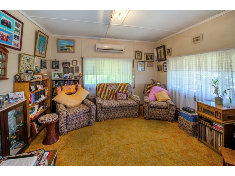 12 Gordon Street, Woolgoolga NSW 2456